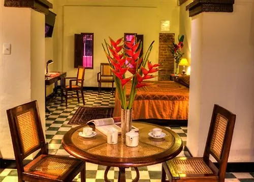 Casa Amani Otel Santa Marta  4*,