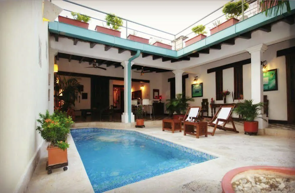 Casa Amani Hotel Santa Marta  4*, Santa Marta (Magdalena)